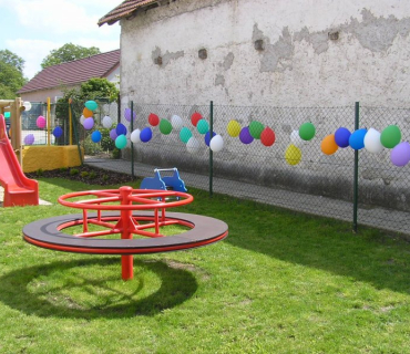 Otevíraní dětského hřiště 2011